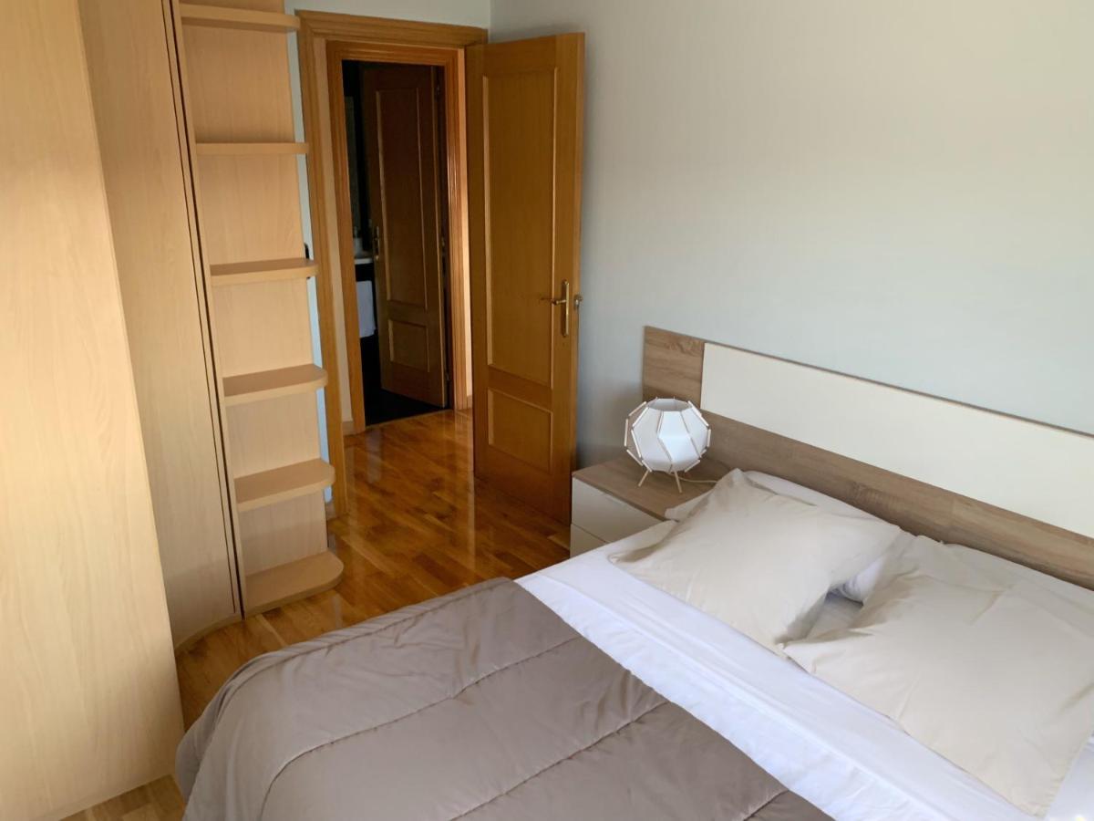 Apto Alma Parking Y Piscina Gratis Zaragoza Exterior photo