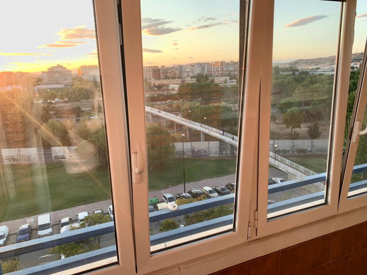 Apto Alma Parking Y Piscina Gratis Zaragoza Exterior photo